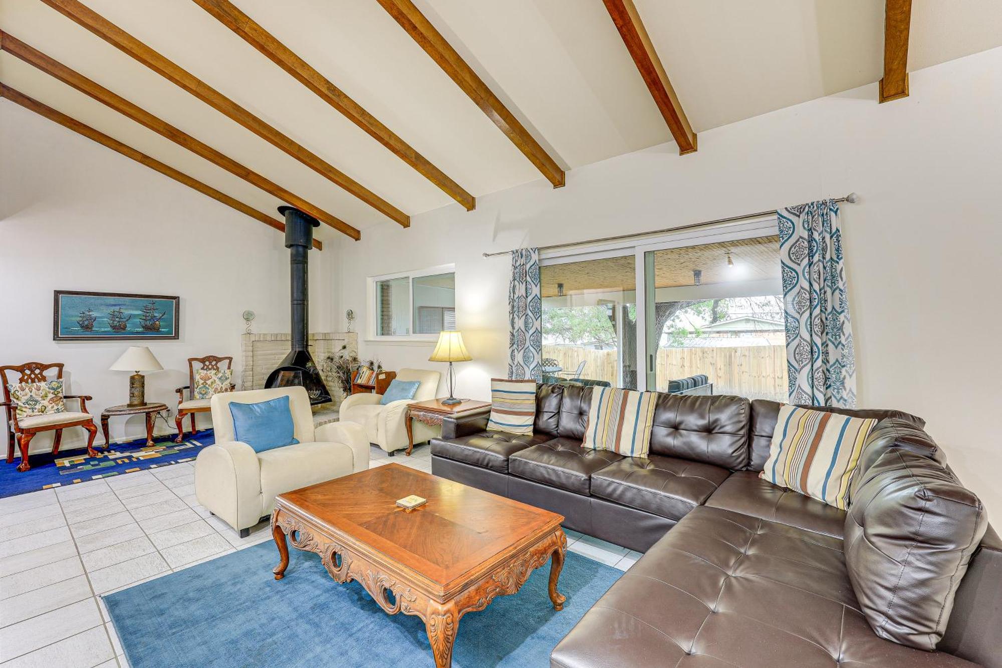 Charming San Antonio Abode About 10 Mi To River Walk! エクステリア 写真
