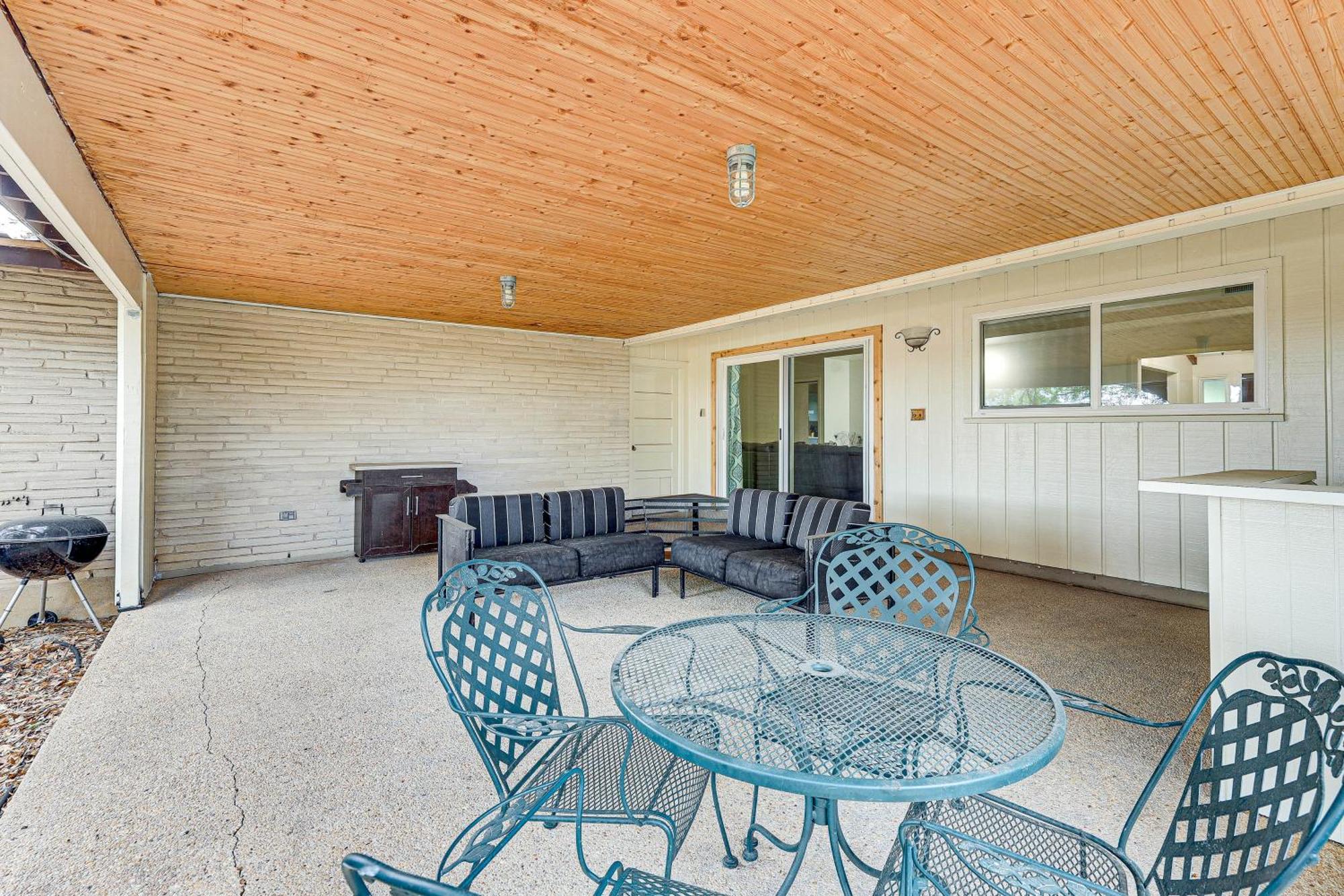 Charming San Antonio Abode About 10 Mi To River Walk! エクステリア 写真